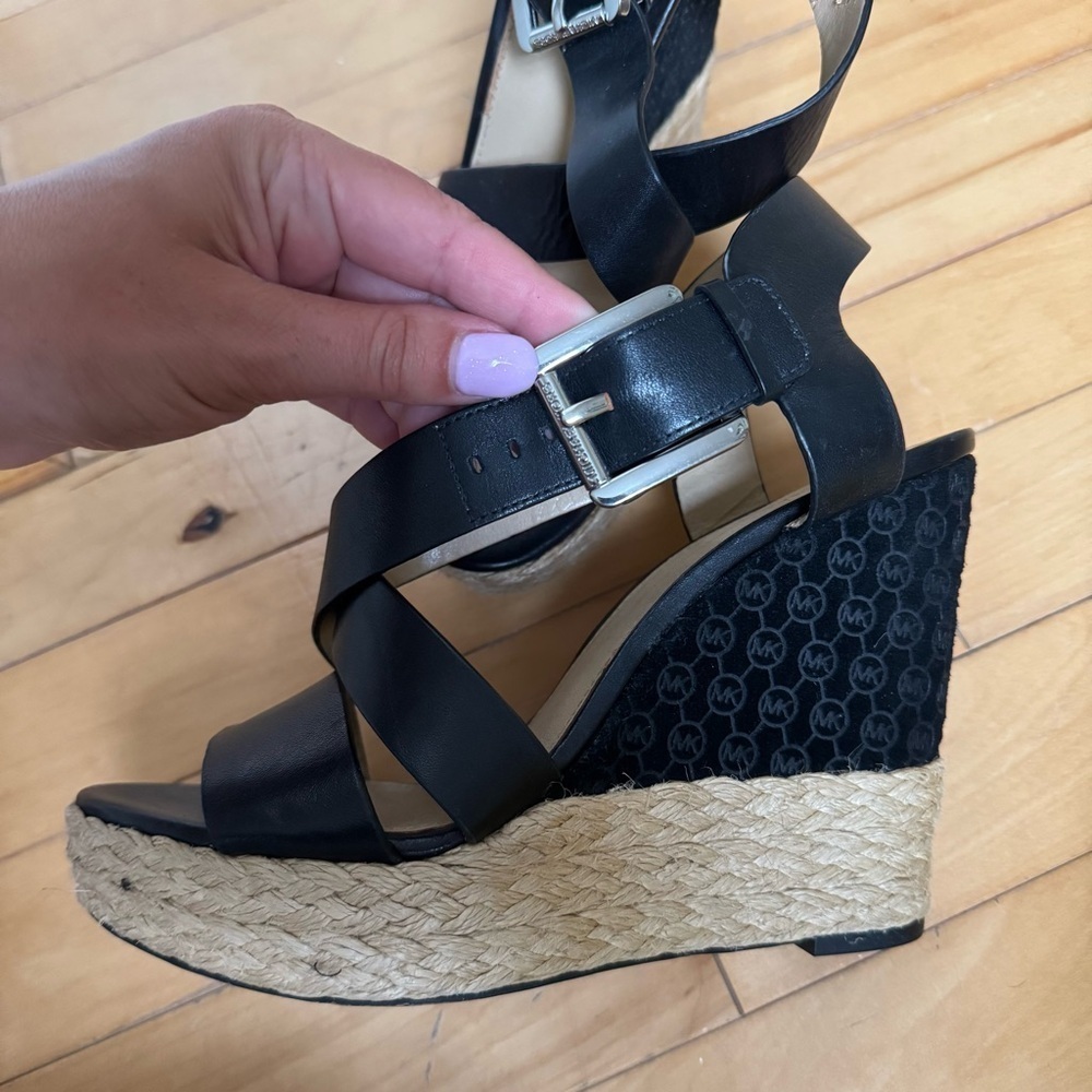 Michael Kors wedge sandals - Picture 5 of 7
